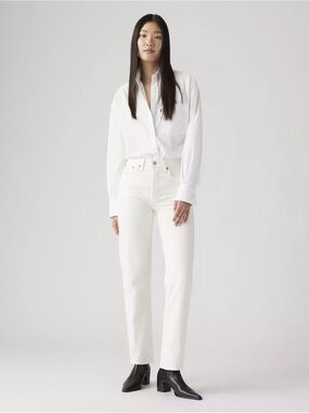 NWT Levi's  Wedgie Straight Ankle Jeans 100% Cotton In The Cloud White 32x28